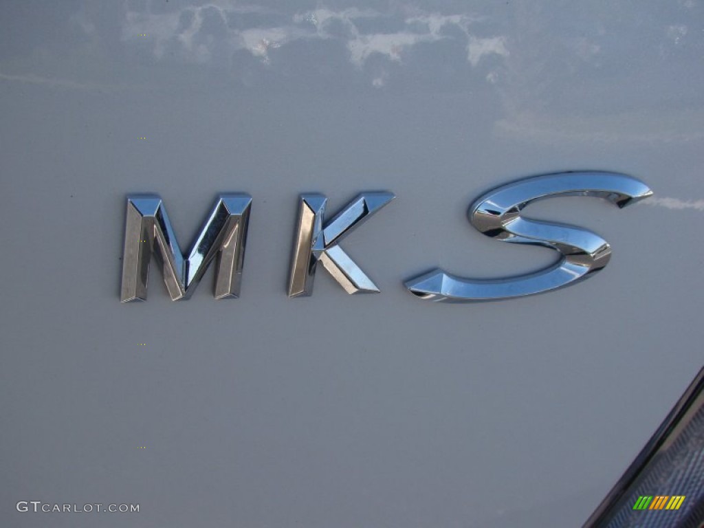 2011 MKS FWD - White Platinum Metallic Tri-Coat / Cashmere photo #37