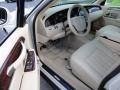 Light Camel Interior Photo for 2006 Lincoln Town Car #55565128