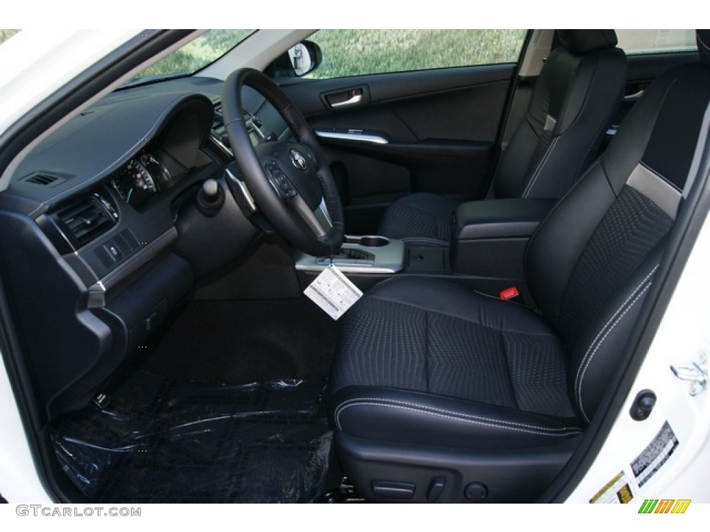Black Interior 2012 Toyota Camry SE V6 Photo #55567059