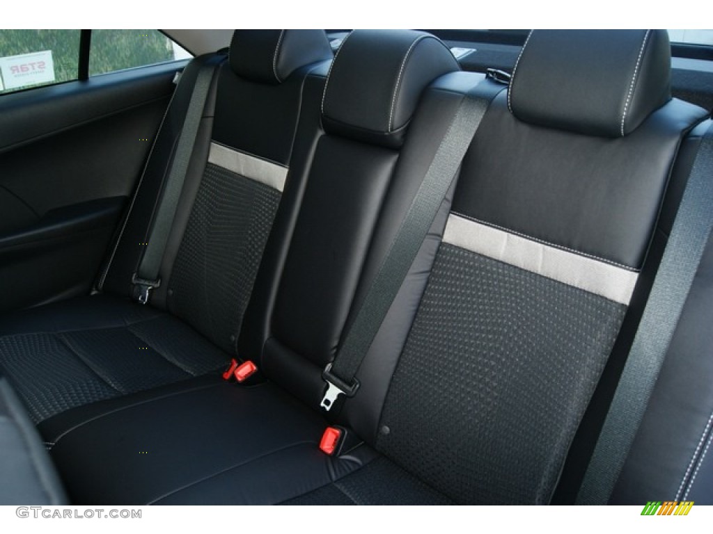 2012 Toyota Camry SE V6 interior Photo #55567098