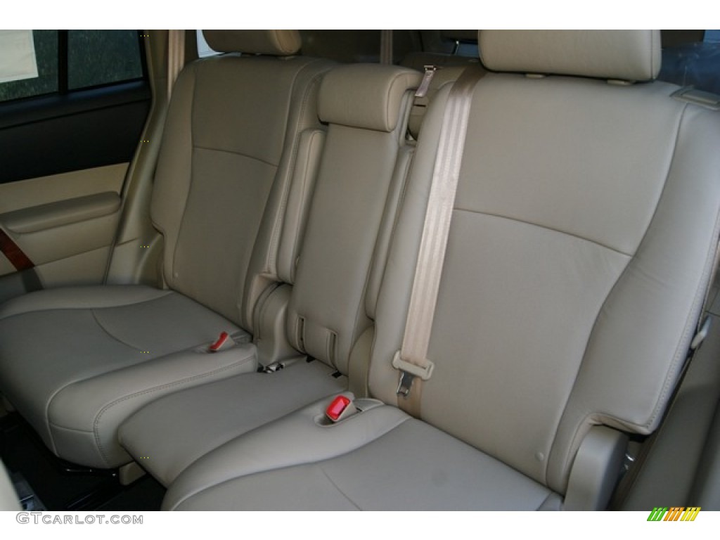 2012 Highlander Limited 4WD - Black / Sand Beige photo #9
