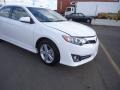 Super White - Camry SE Photo No. 37