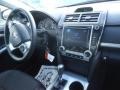 Super White - Camry SE Photo No. 40