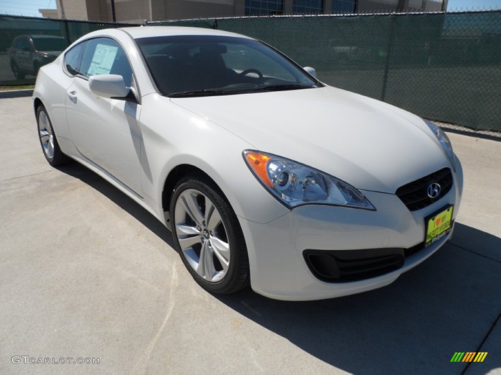Karussell White 2012 Hyundai Genesis Coupe 2.0T Exterior Photo #55573386