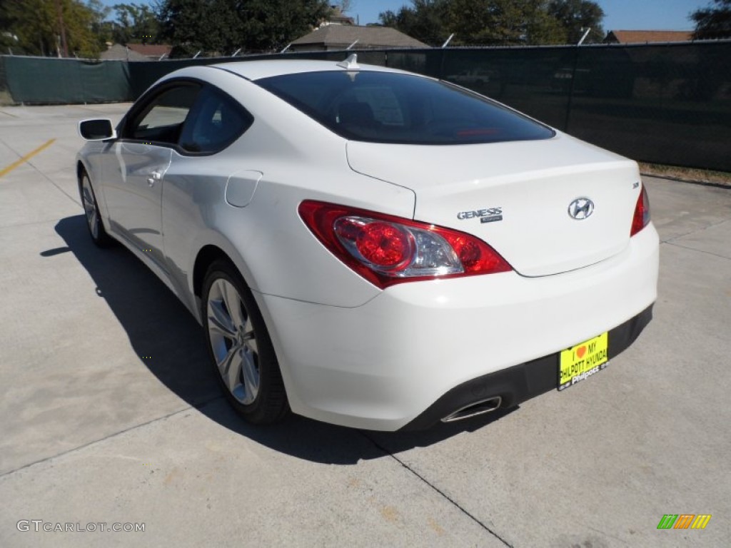 Karussell White 2012 Hyundai Genesis Coupe 2.0T Exterior Photo #55573419