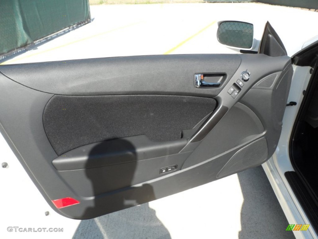 2012 Hyundai Genesis Coupe 2.0T Black Cloth Door Panel Photo #55573575