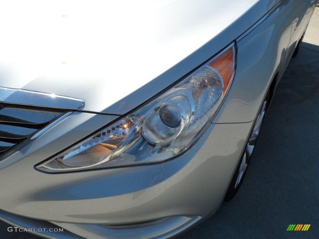 2012 Sonata SE - Radiant Silver / Gray photo #9