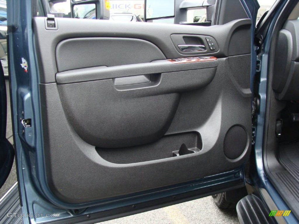 2010 GMC Yukon XL SLT 4x4 Ebony Door Panel Photo #55575015