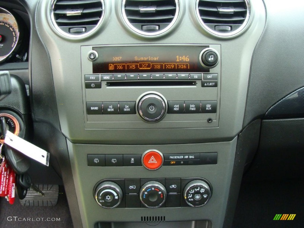 2009 Saturn VUE Red Line Controls Photos