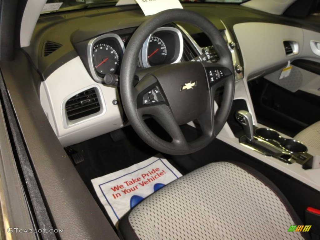 2012 Equinox LS - Silver Ice Metallic / Light Titanium/Jet Black photo #6