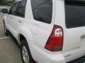Natural White - 4Runner SR5 4x4 Photo No. 8