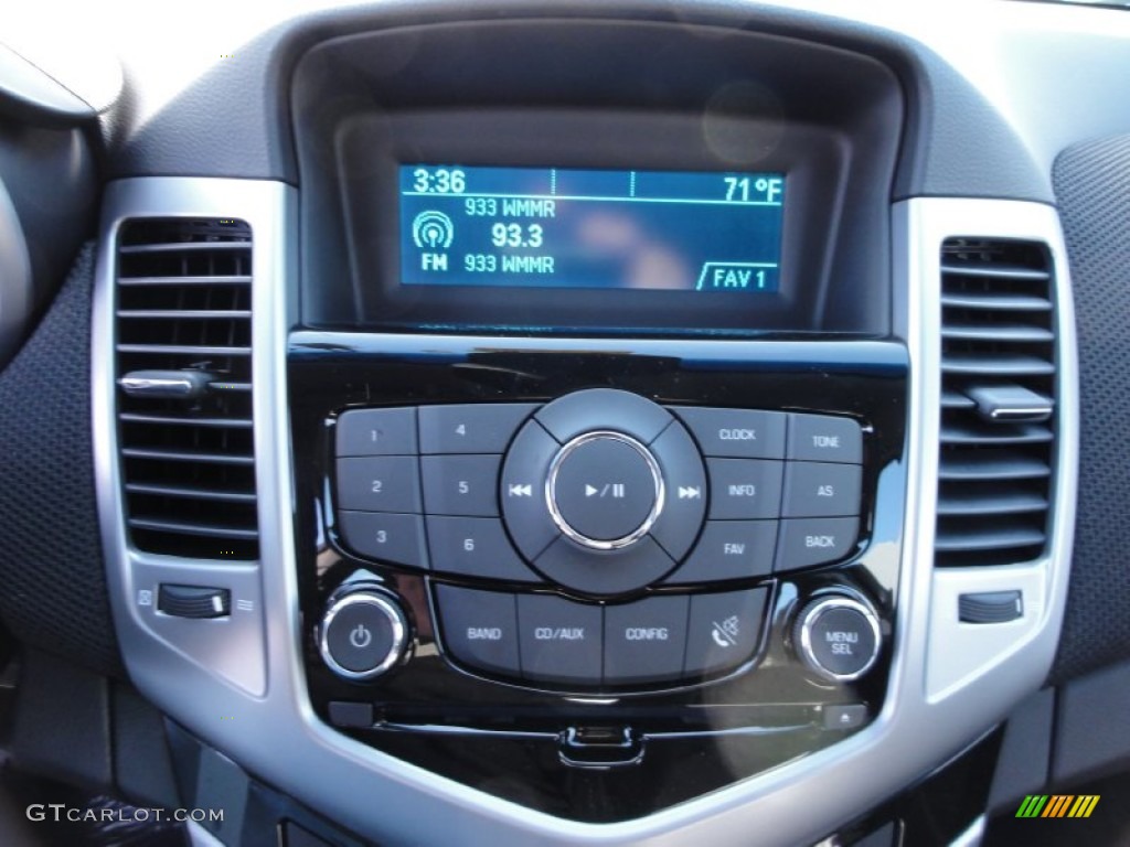 2012 Chevrolet Cruze Eco Controls Photo #55578924