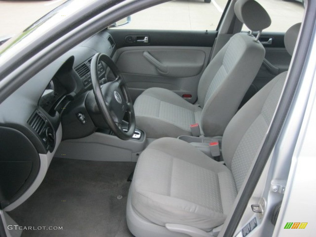 Grey Interior 2004 Volkswagen Jetta GL Sedan Photo #55579179
