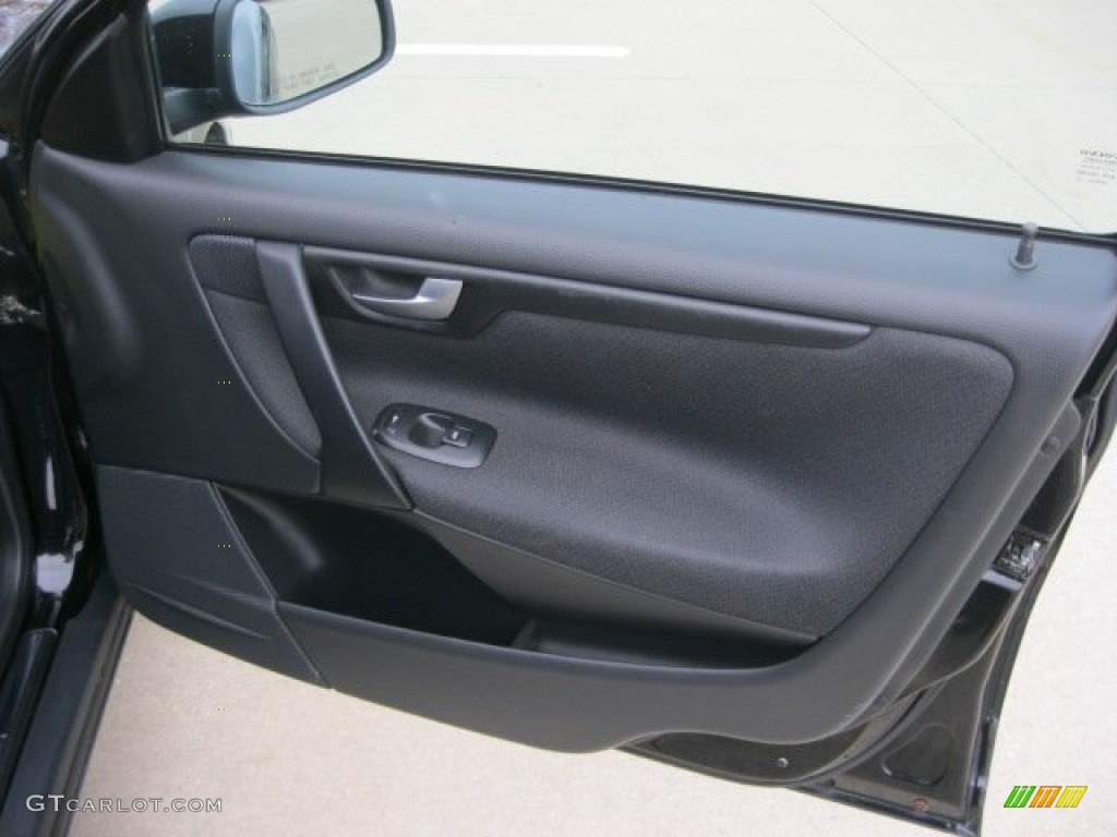 2004 Volvo S60 2.4 Graphite Door Panel Photo #55579827