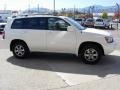 Super White - Highlander V6 4WD Photo No. 7