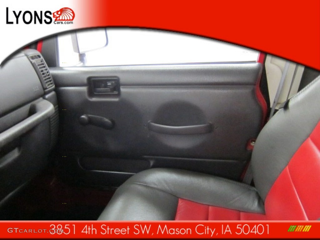 2000 Wrangler Sport 4x4 - Flame Red / Agate photo #30