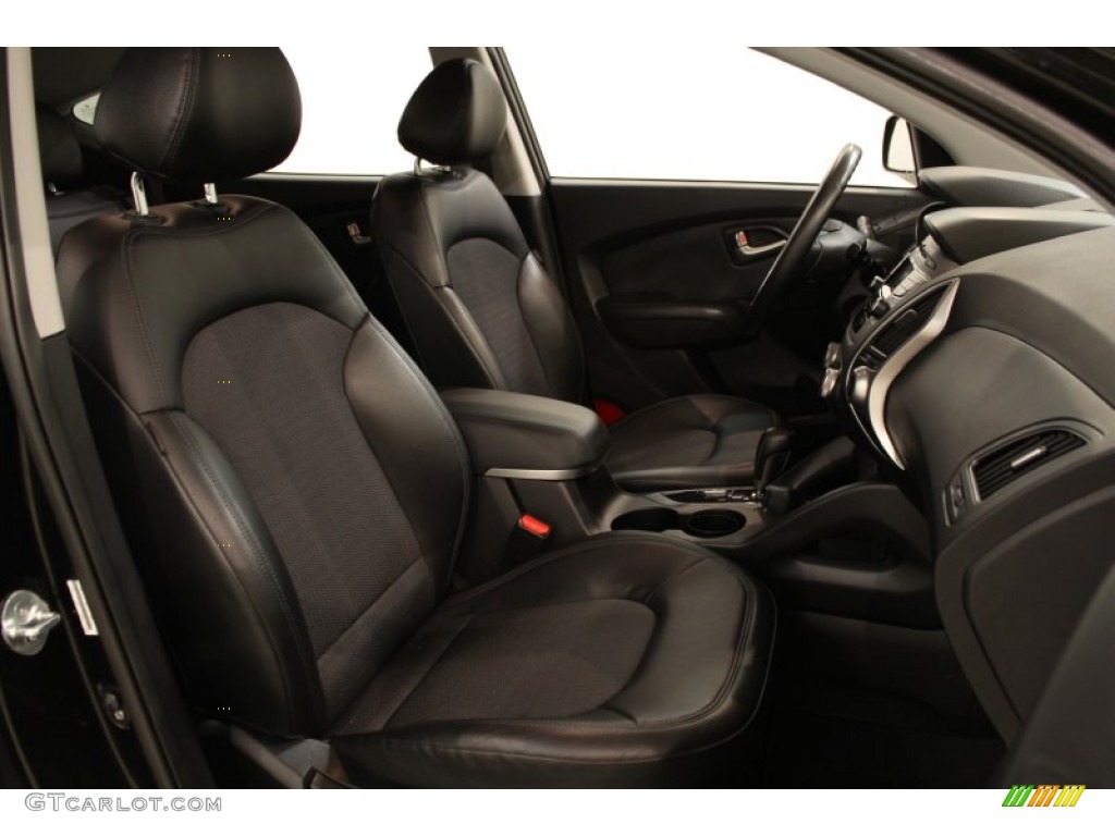 Black Interior 2010 Hyundai Tucson GLS AWD Photo #55581303