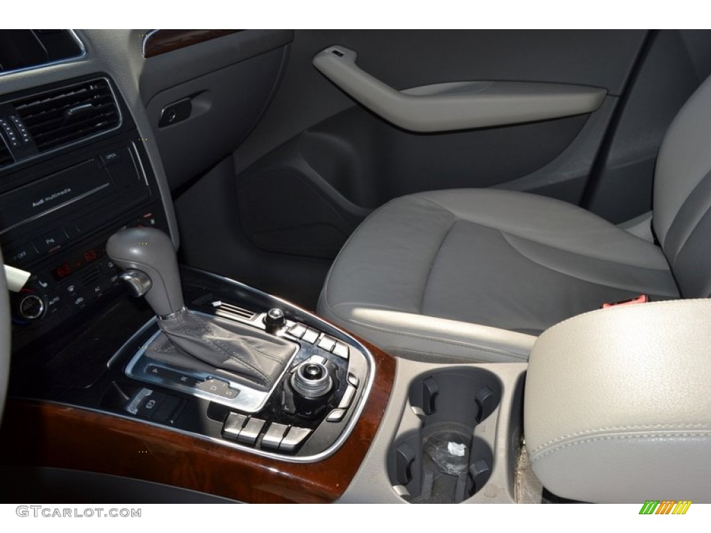 2009 Q5 3.2 Premium quattro - Meteor Gray Pearl Effect / Light Gray photo #14