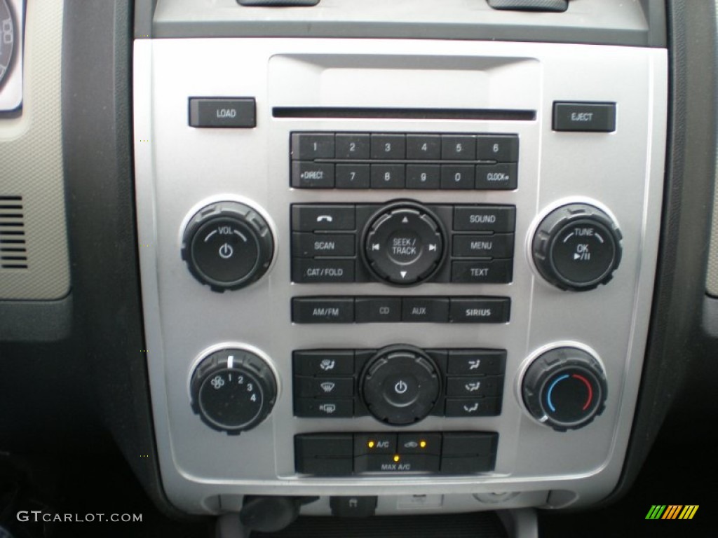 2009 Mercury Mariner I4 Controls Photo #55584763
