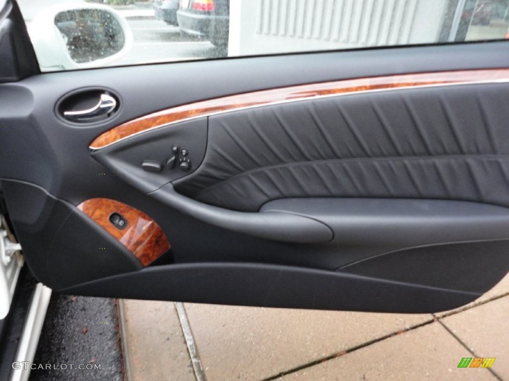 2009 Mercedes-Benz CLK 550 Cabriolet Black Door Panel Photo #55585120