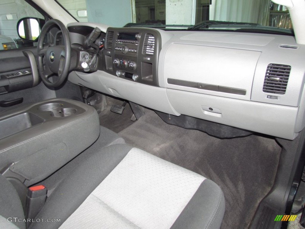 2009 Silverado 1500 LS Extended Cab - Black Granite Metallic / Dark Titanium photo #17