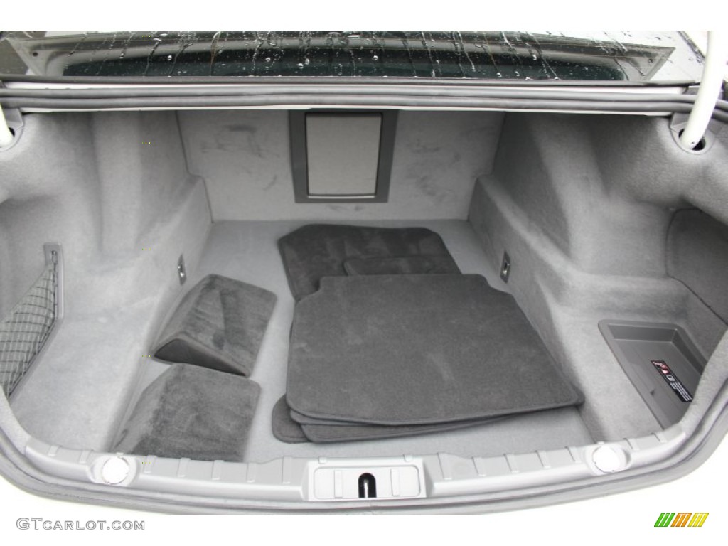 2011 BMW 7 Series 740Li Sedan Trunk Photo #55587688