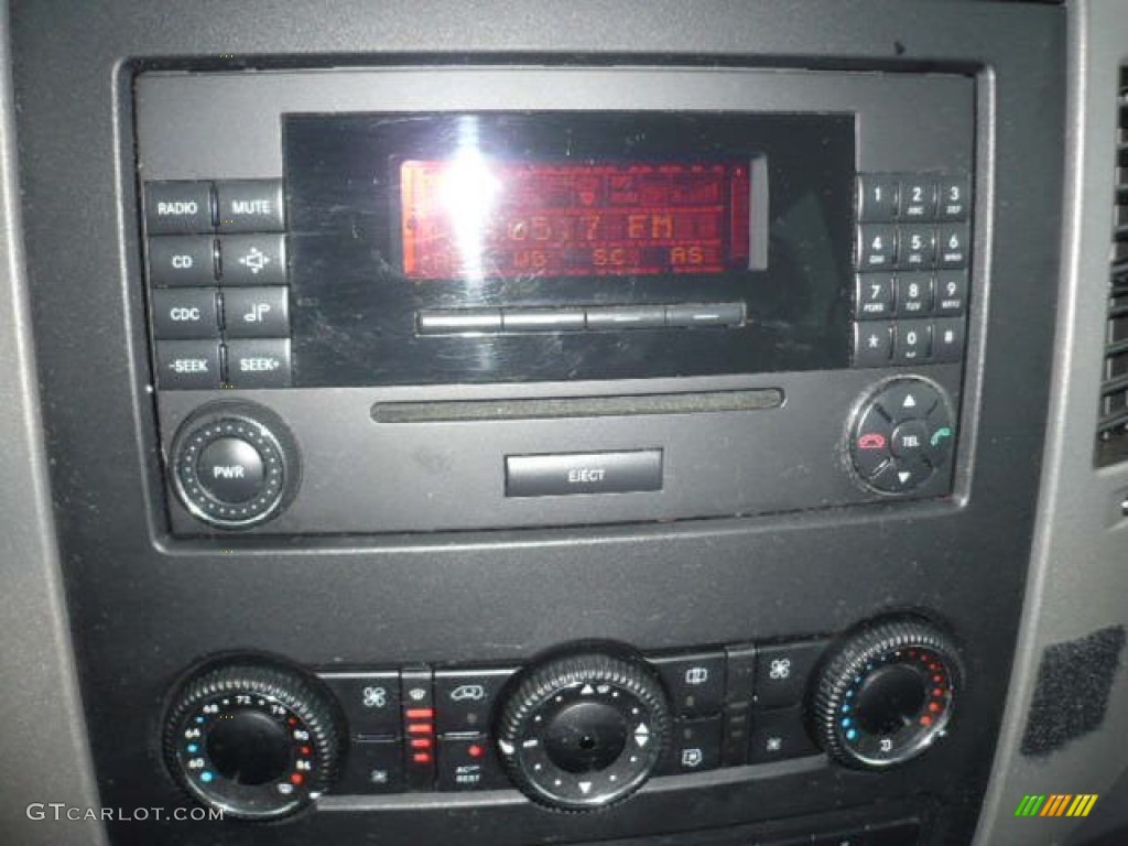 2007 Dodge Sprinter Van 2500 Passenger Audio System Photos
