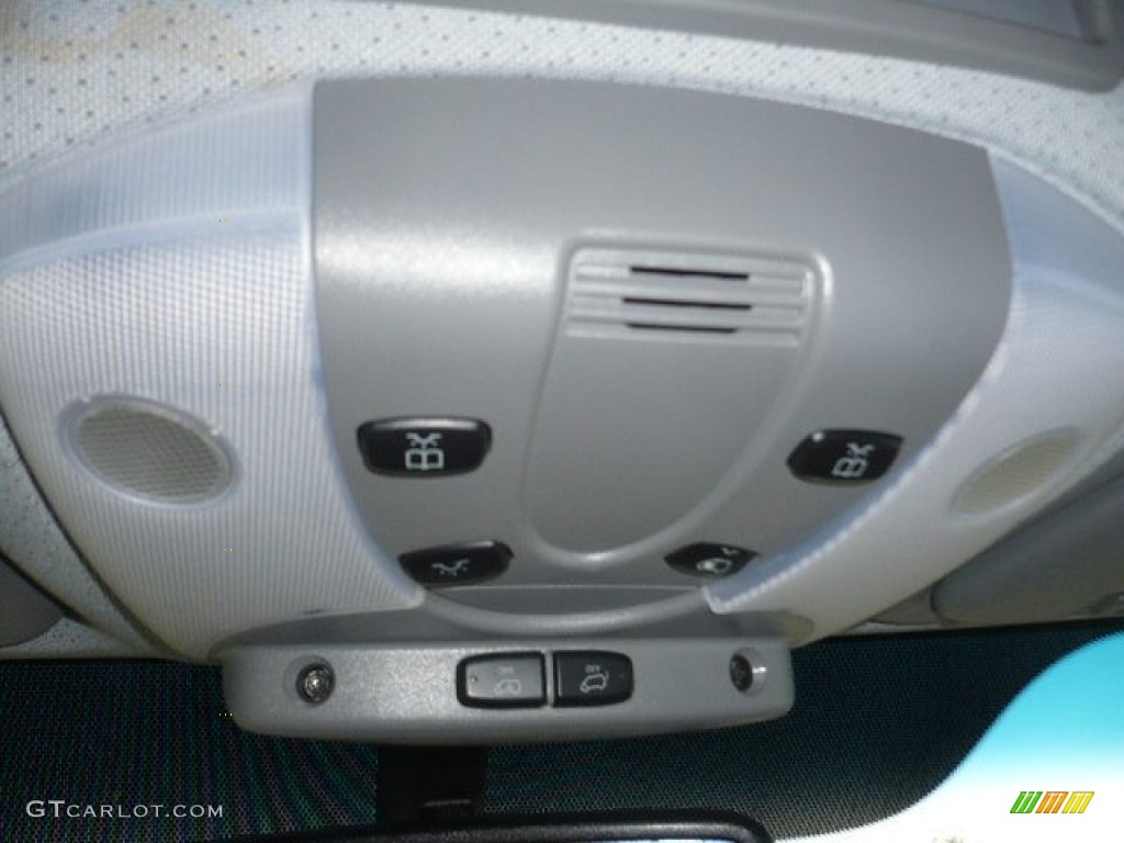 2007 Dodge Sprinter Van 2500 Passenger Controls Photo #55588378