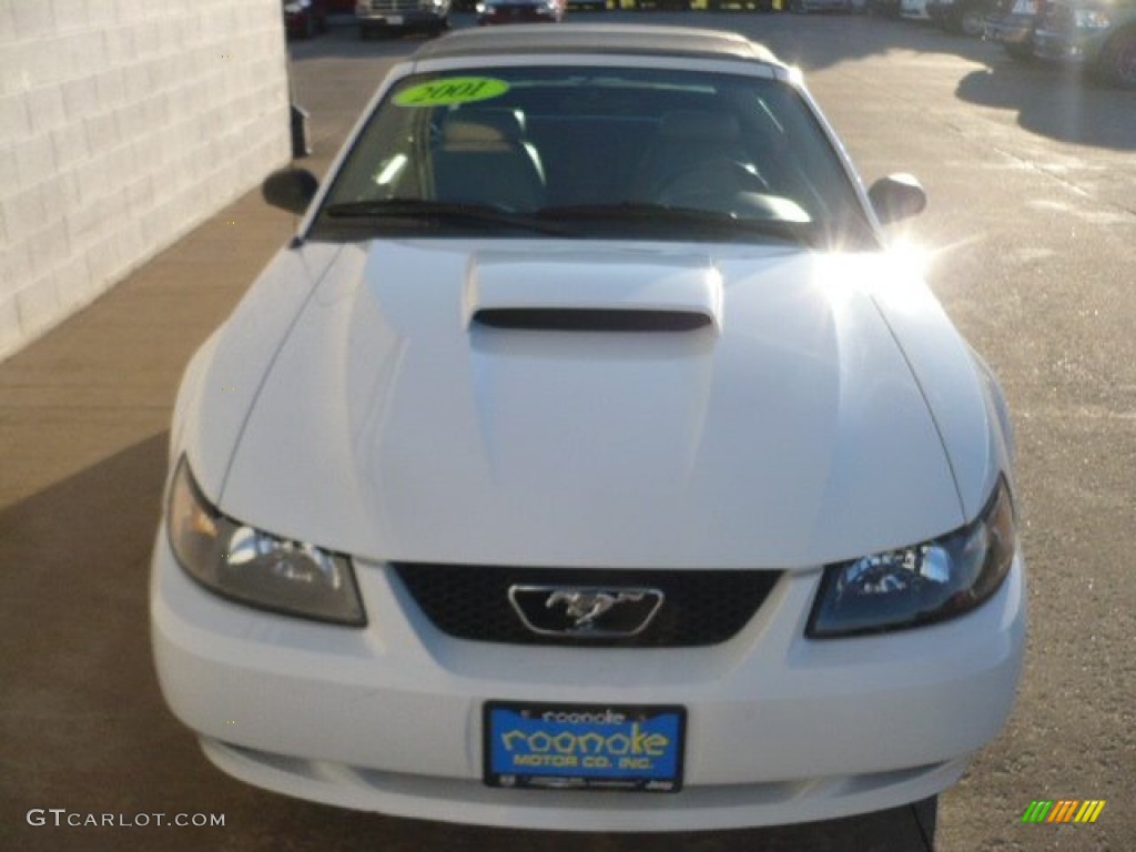 2001 Mustang GT Convertible - Oxford White / Medium Parchment photo #3