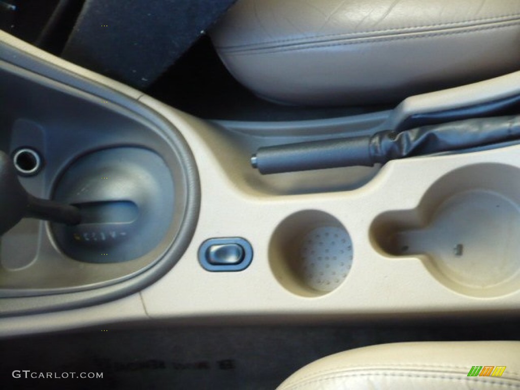 2001 Mustang GT Convertible - Oxford White / Medium Parchment photo #23