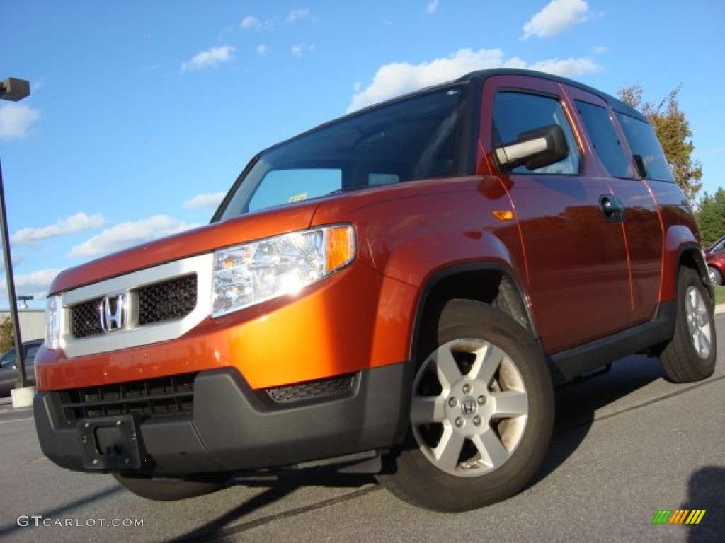 2011 Element EX 4WD - Citrus Fire Metallic / Titanium photo #1