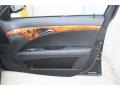 Black - E 350 Sedan Photo No. 37