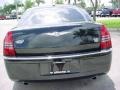 Brilliant Black - 300 C HEMI Photo No. 4