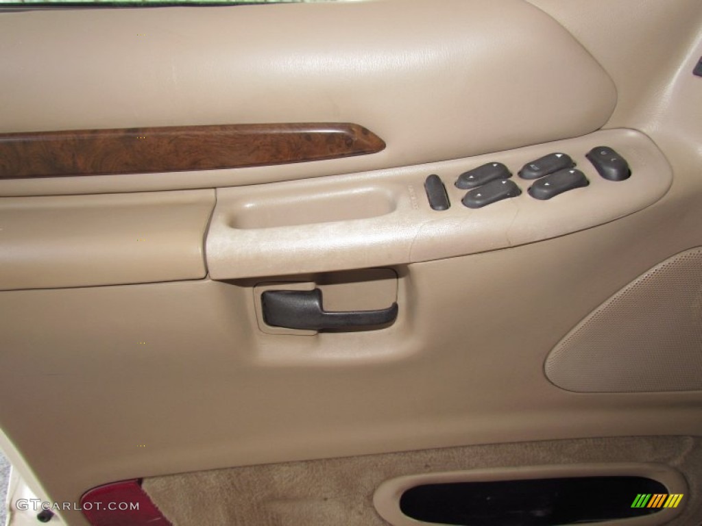2001 Explorer Limited - White Pearl Tri-Coat / Medium Prairie Tan photo #12
