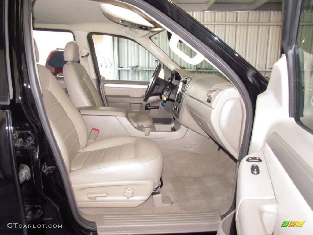 2003 Explorer XLT - Black / Medium Parchment Beige photo #9
