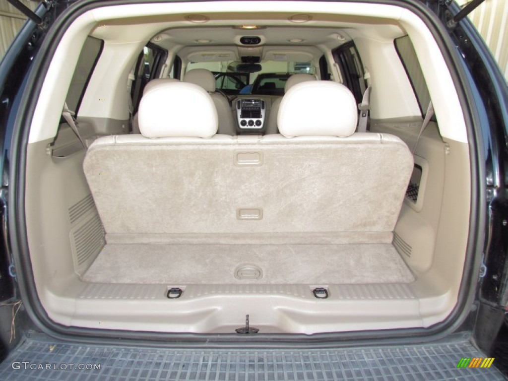 2003 Explorer XLT - Black / Medium Parchment Beige photo #19