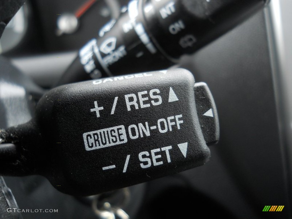2009 Kia Sportage EX V6 Controls Photo #55599975