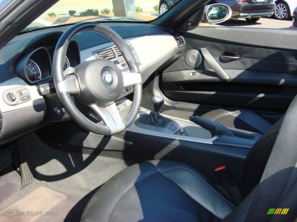 Black Interior 2003 BMW Z4 3.0i Roadster Photo #55600180