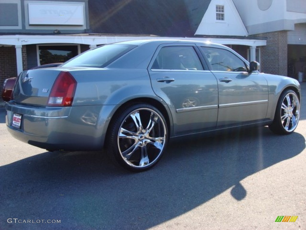 2007 300 Touring - Silver Steel Metallic / Dark Slate Gray/Light Graystone photo #5