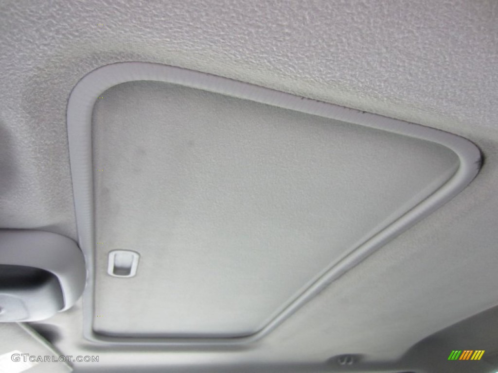 2004 Explorer Sport Trac XLT 4x4 - Red Fire Metallic / Medium Dark Flint/Dark Flint photo #32