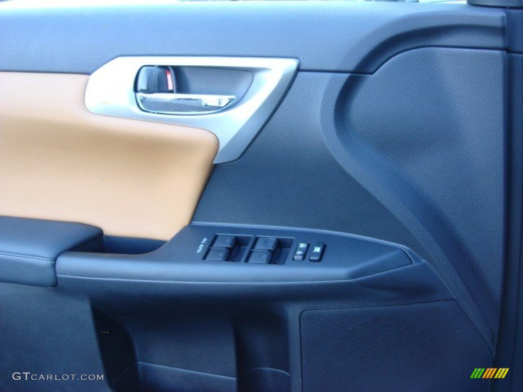 2011 Lexus CT 200h Hybrid Premium Controls Photo #55604455