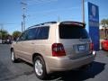 Sonora Gold Metallic - Highlander Limited Photo No. 6