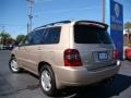 Sonora Gold Metallic - Highlander Limited Photo No. 35
