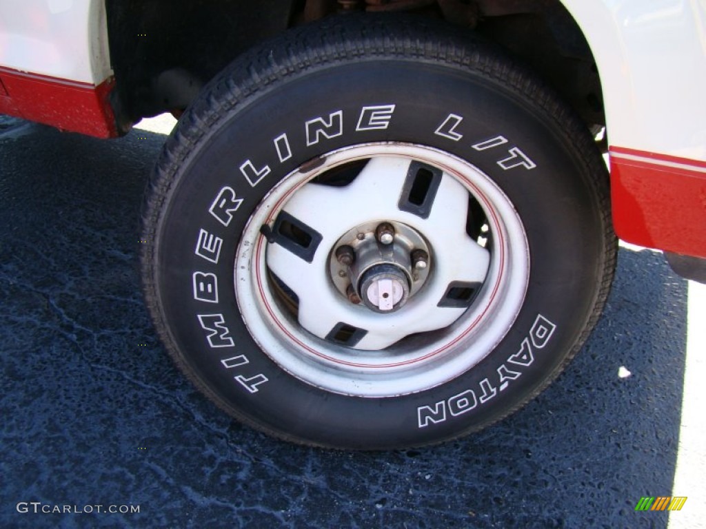 1986 Bronco II XLT 4x4 - Medium Dark Fire Red / Red photo #26