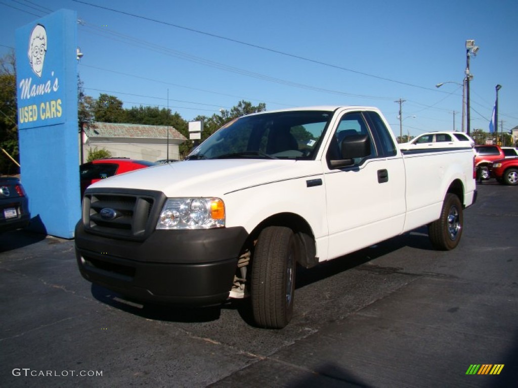 2006 F150 XL Regular Cab - Oxford White / Medium Flint photo #25