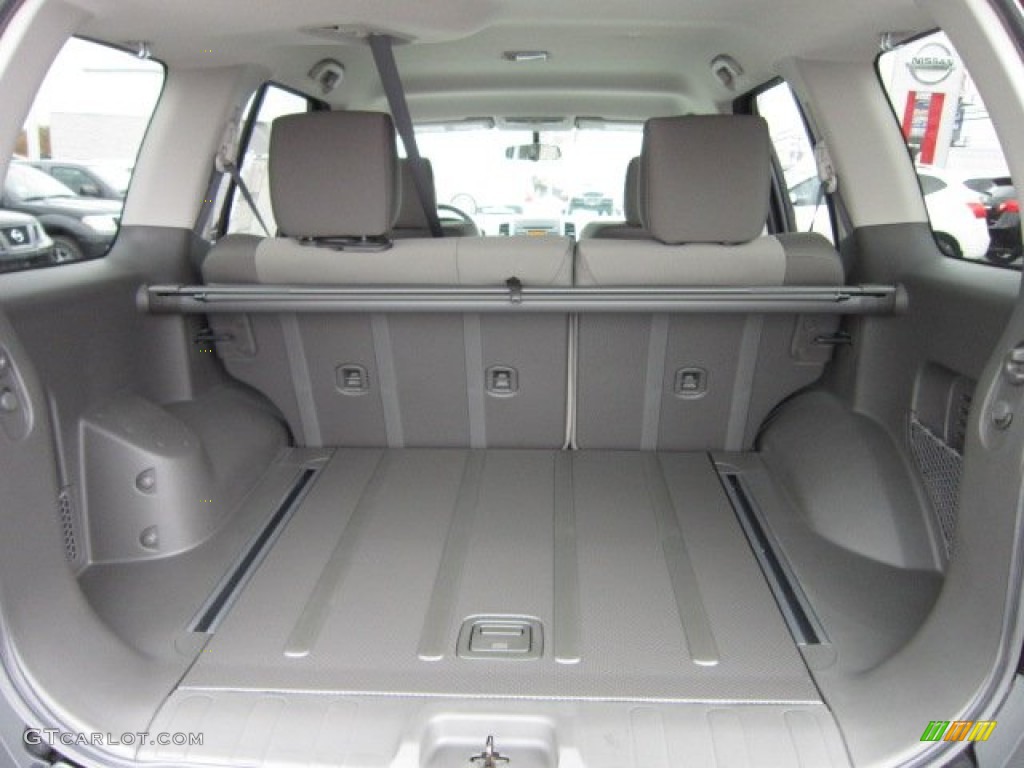 2012 Nissan Xterra S 4x4 Trunk Photo #55607452