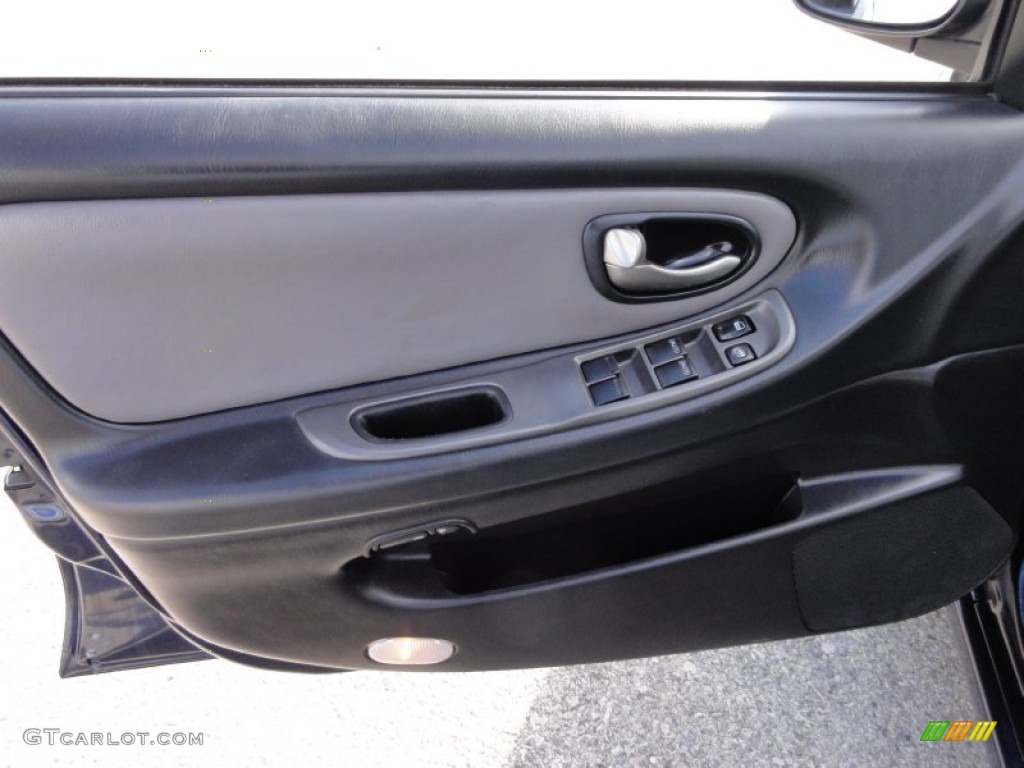 2002 Nissan Maxima SE Frost Door Panel Photo #55607920
