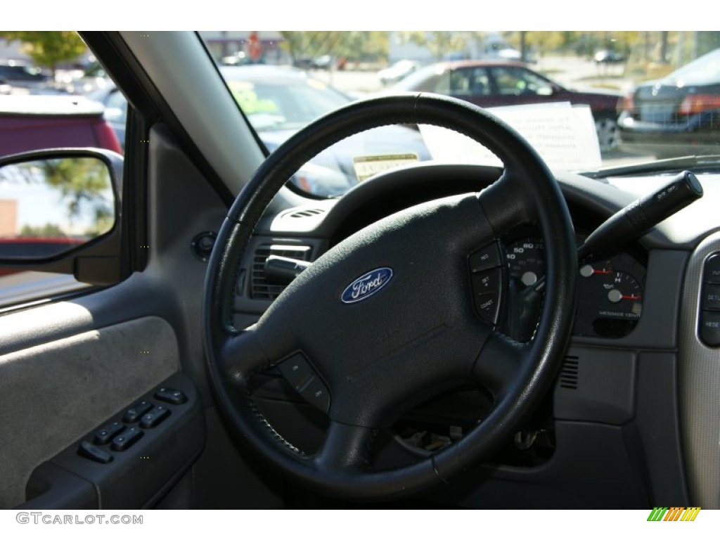 2005 Explorer XLT 4x4 - Medium Wedgewood Blue Metallic / Medium Parchment photo #21