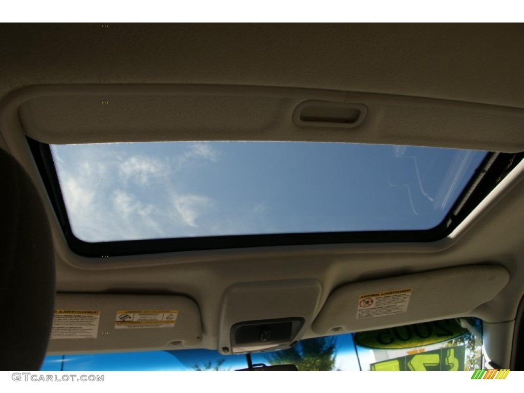 2005 Explorer XLT 4x4 - Medium Wedgewood Blue Metallic / Medium Parchment photo #24