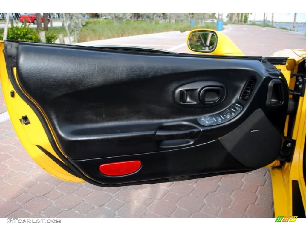 2002 Chevrolet Corvette Coupe Black Door Panel Photo #55611787